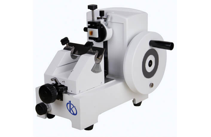 تفسير النتائج وقراءة القياسات باستخدام الميكروتوم YR421