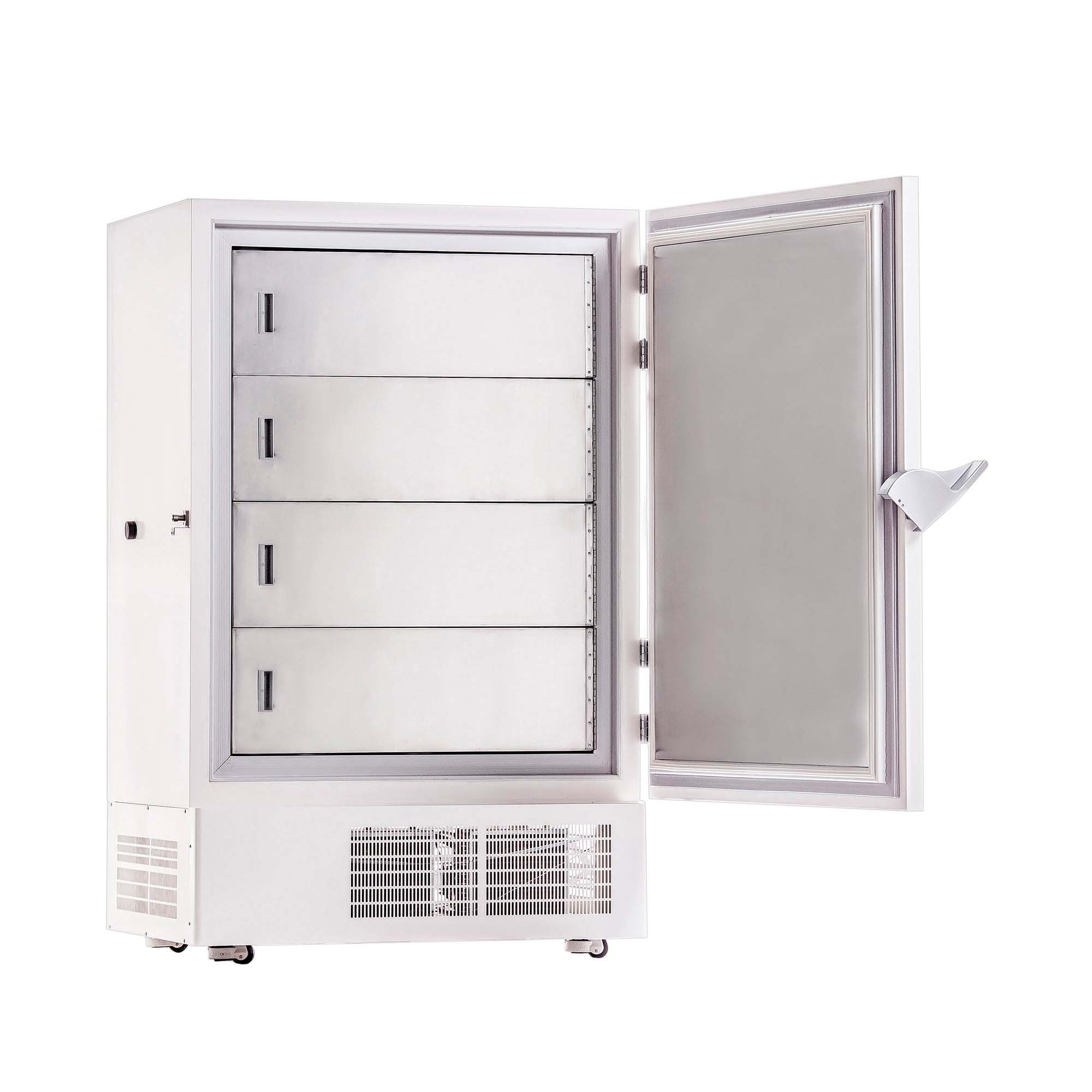 Comparing the Laboratory Deep Freezer by Kalstein and the Ultra-Low Temperature Freezer by PHCbi